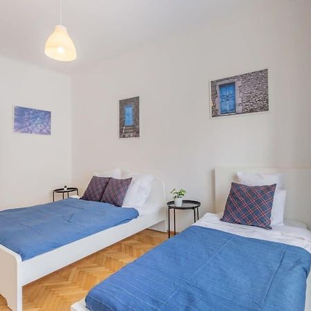 Home Away From Home In The Center Budapest Exterior photo