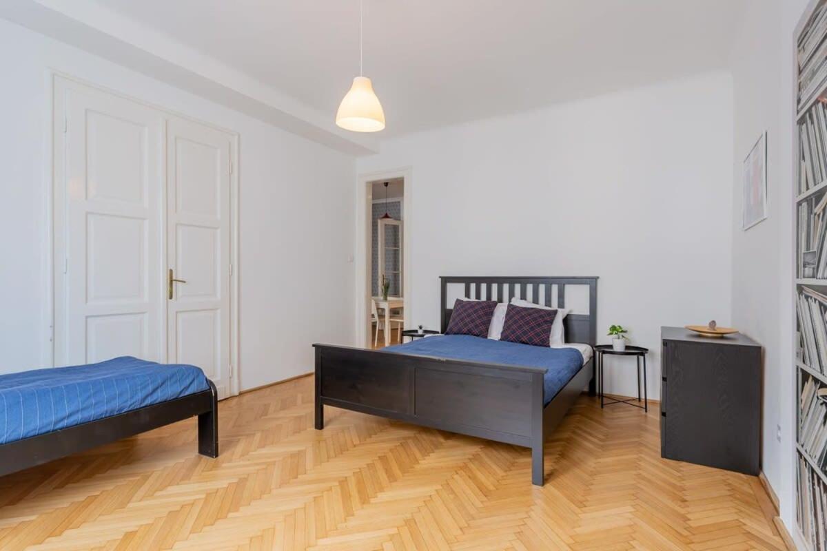 Home Away From Home In The Center Budapest Exterior photo